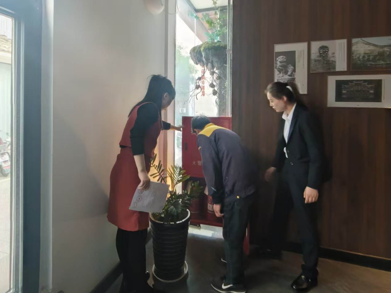 “筑牢安全防线，守护平安假期”资产运营公司开展五一节前安全大检查