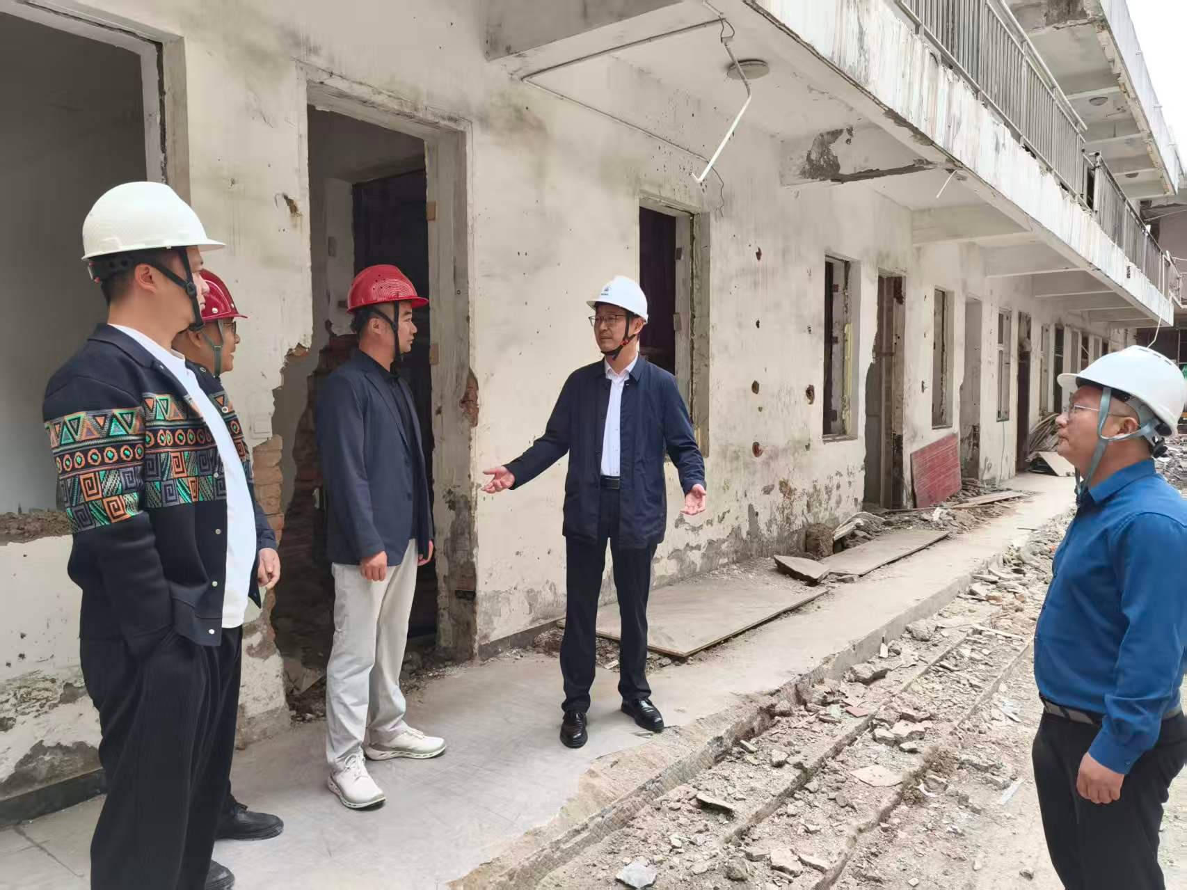 ‌锚定安全质量 推进民生项目